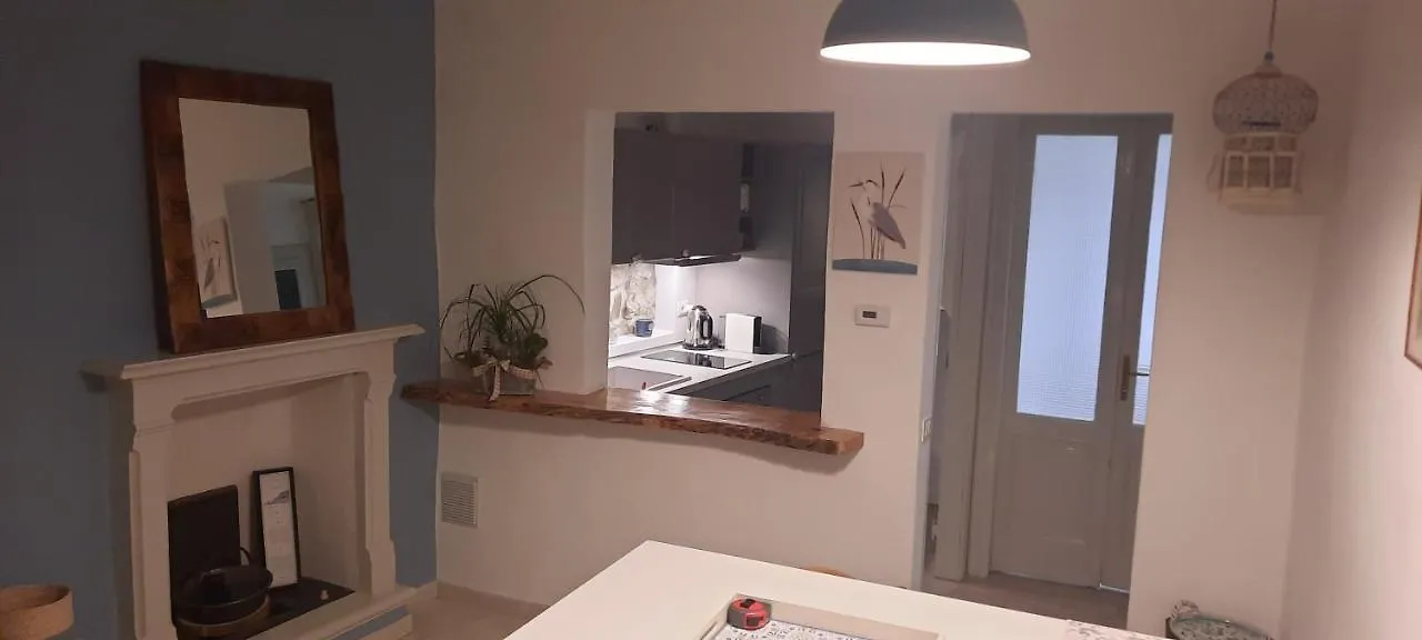 Apartment L'Airone - Casa Vacanza Mandello del Lario